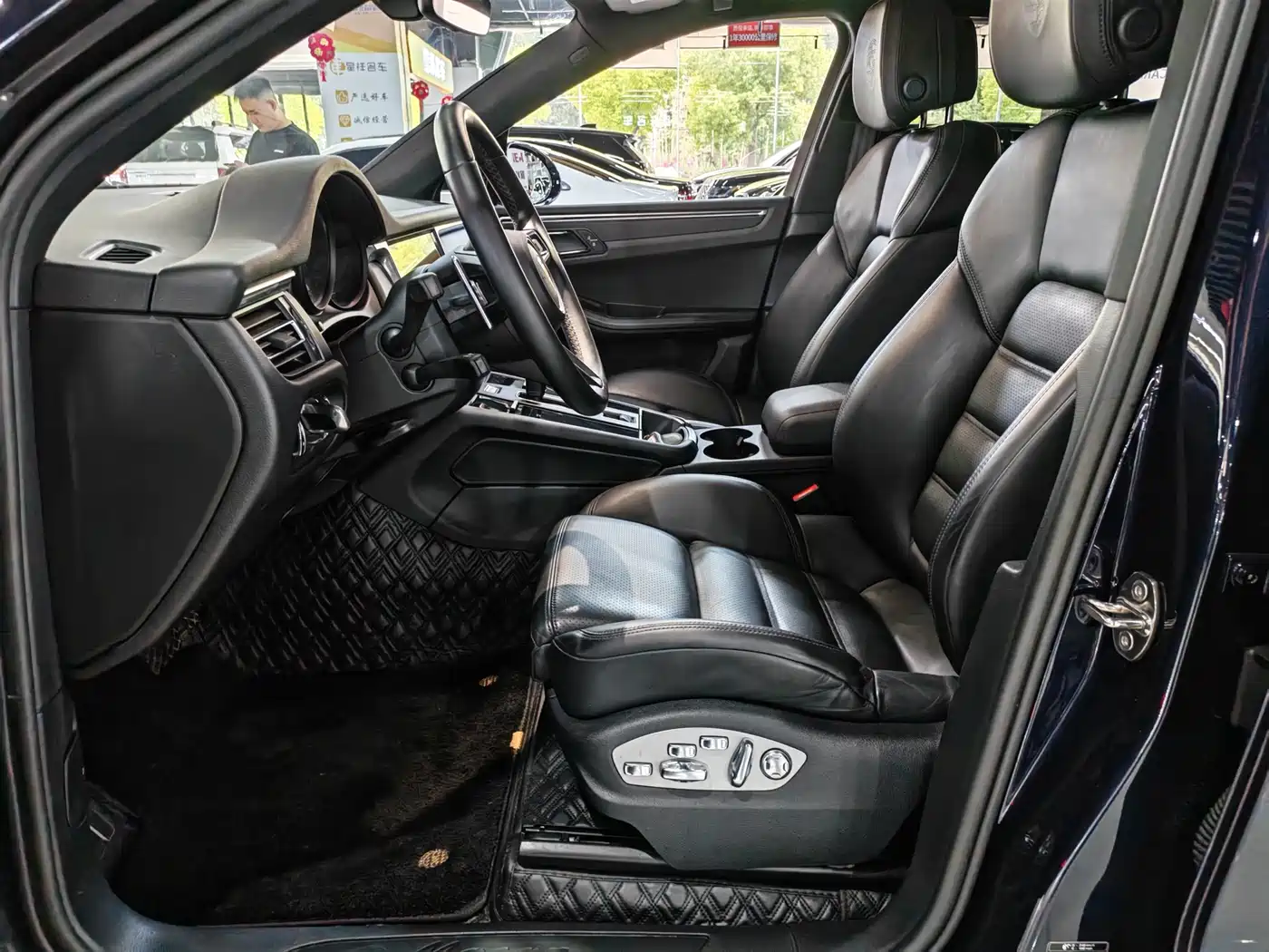 Porsche Macan 2022 Macan 2.0T фото 11