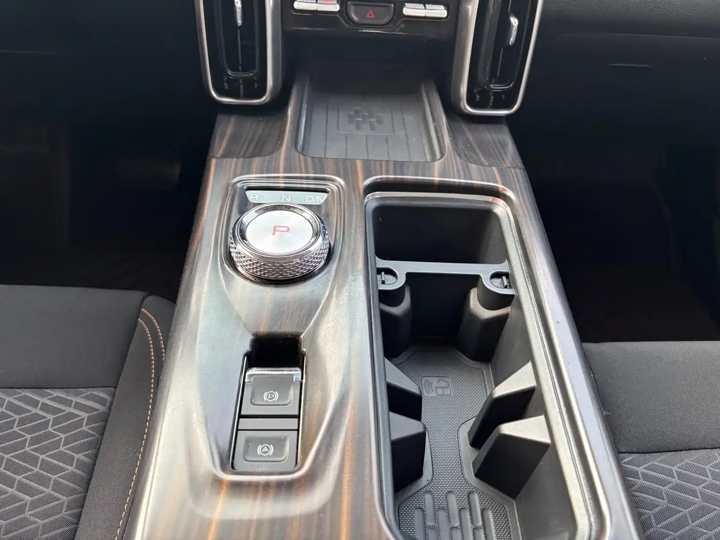 Haval Big Dog 2022 1.5T DCT FWD Husky Edition фото 16