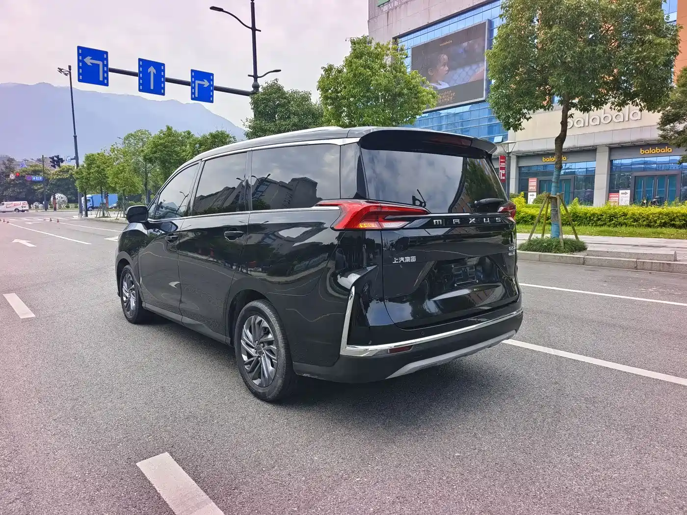 SAIC Maxus Maxus G50 2023 PLUS 1.5T Automatic Escort Edition фото 12