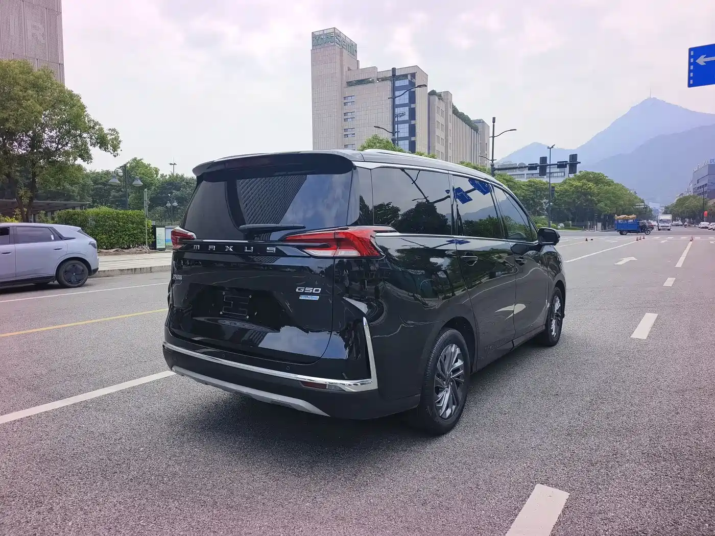 SAIC Maxus Maxus G50 2023 PLUS 1.5T Automatic Escort Edition фото 14