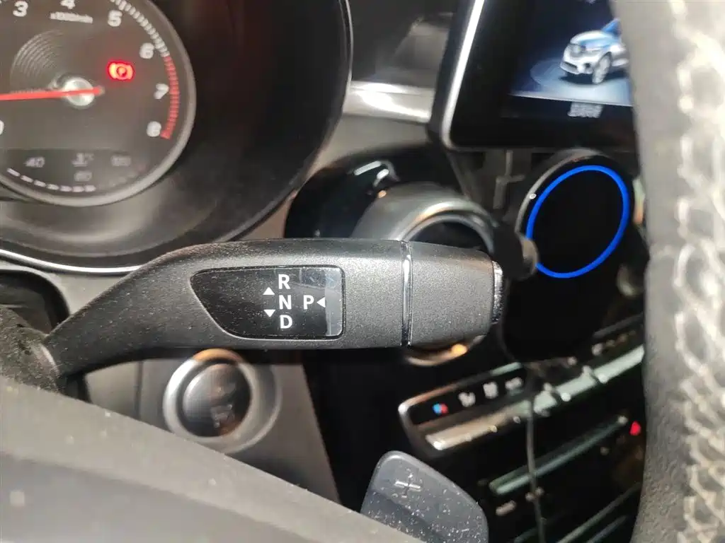 Mercedes-Benz GLC 2017 GLC 200 4MATIC фото 10