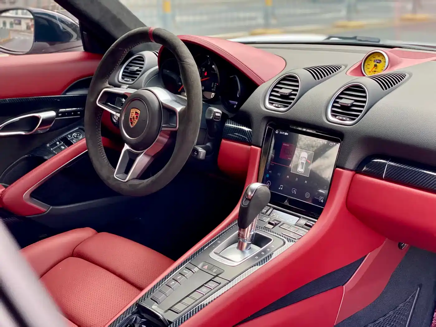 Porsche 718 2016 Cayman 2.0T фото 16