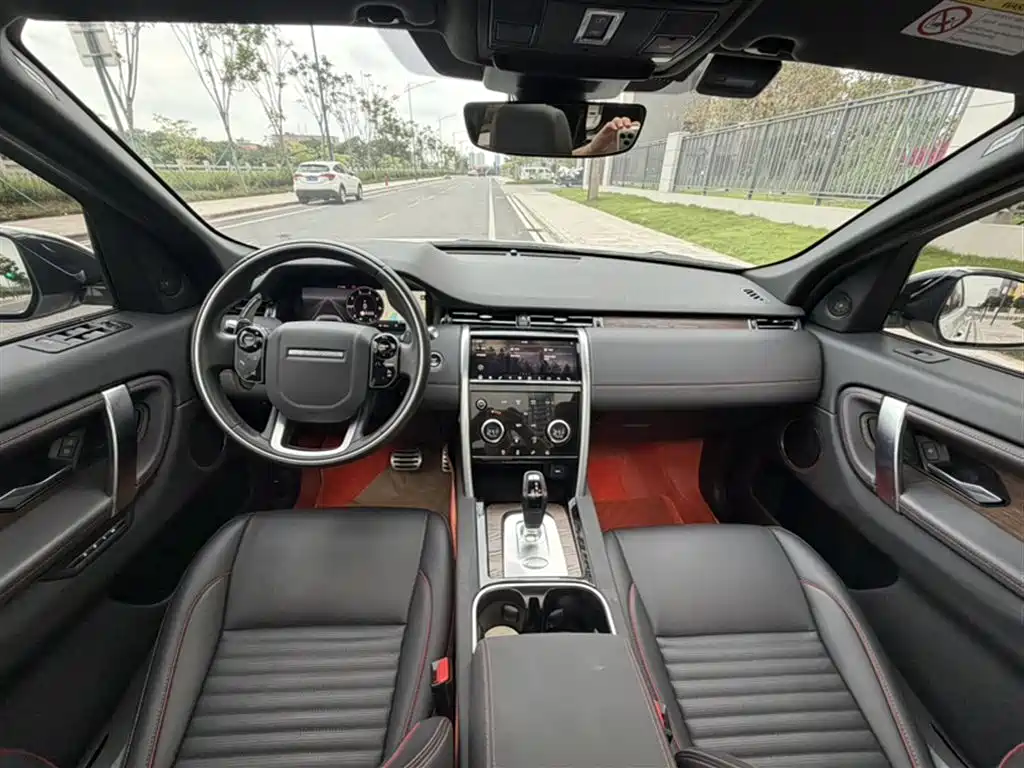 Land Rover Discovery Sport 2021 249PS R-Dynamic SE Performance Technology Edition 5-seater фото 17