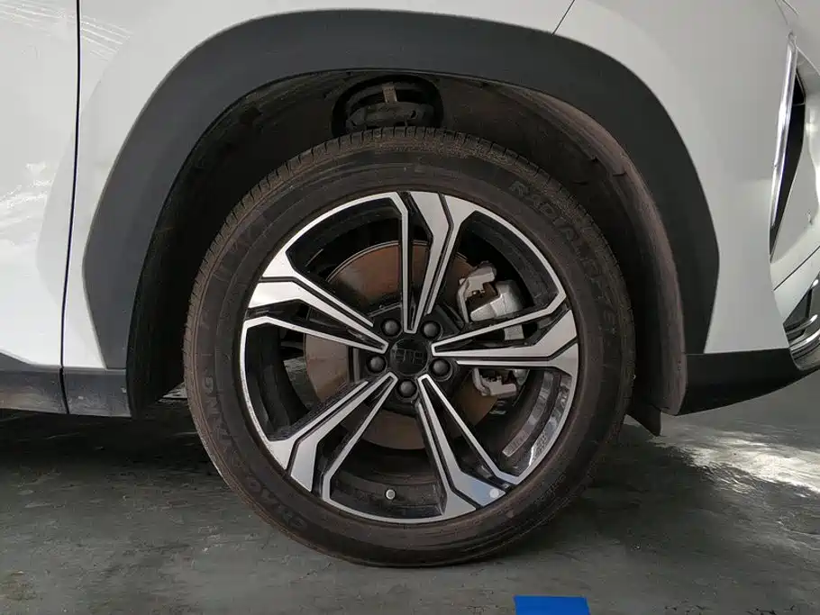 Geely Galaxy Galaxy L7 2025 2025 EM-i 115km Explorer Edition