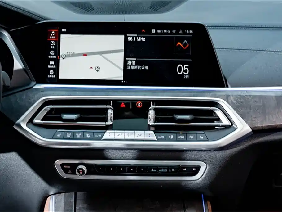 BMW X5 (Import) 2019 xDrive30i M Sport Package фото 14