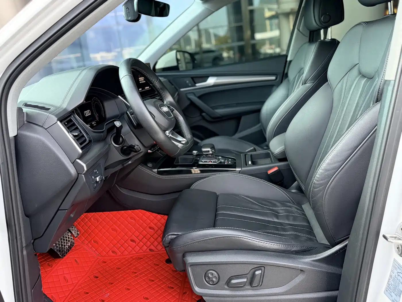 Audi Q5L 2022 Facelift 40T Luxury Dynamic фото 12