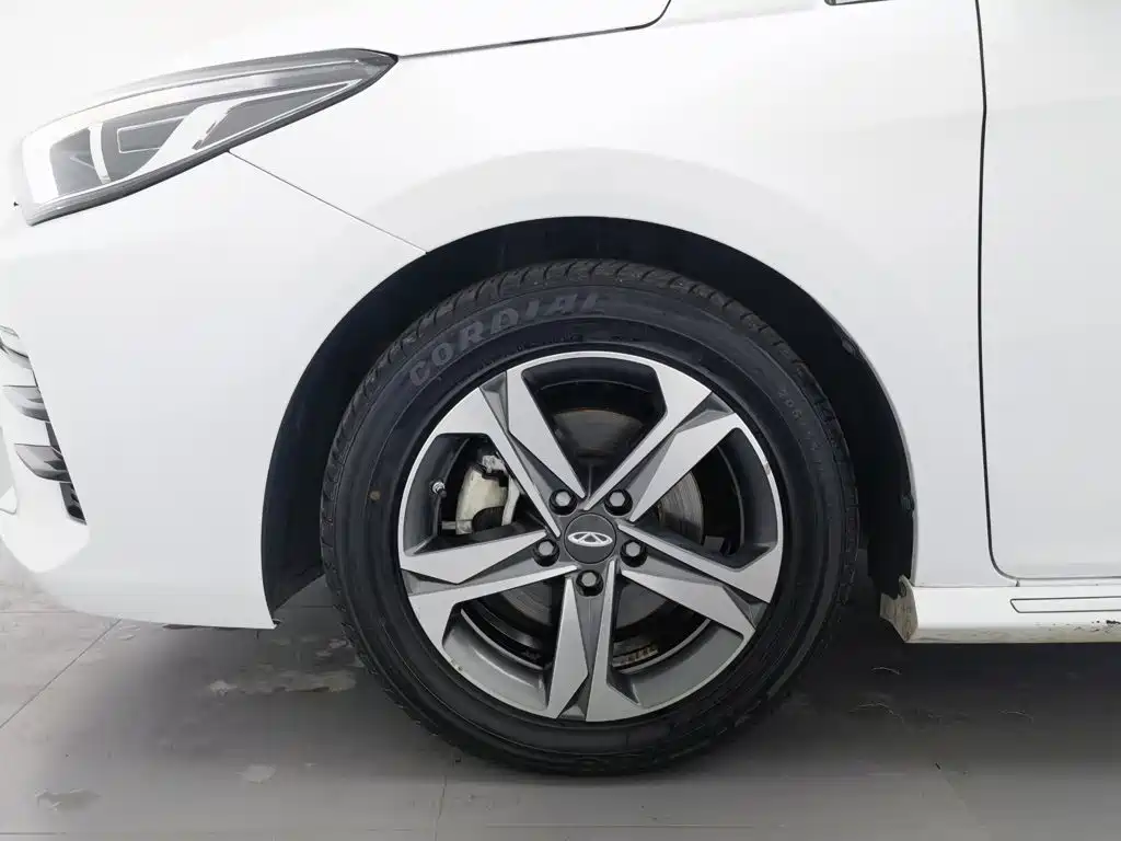 Photo 17 - Chery Arrizo 5 PLUS