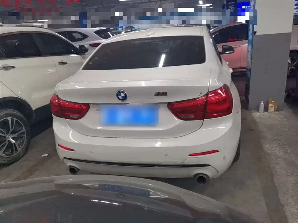 BMW 1 Series 2017 120i Design Package фото 10