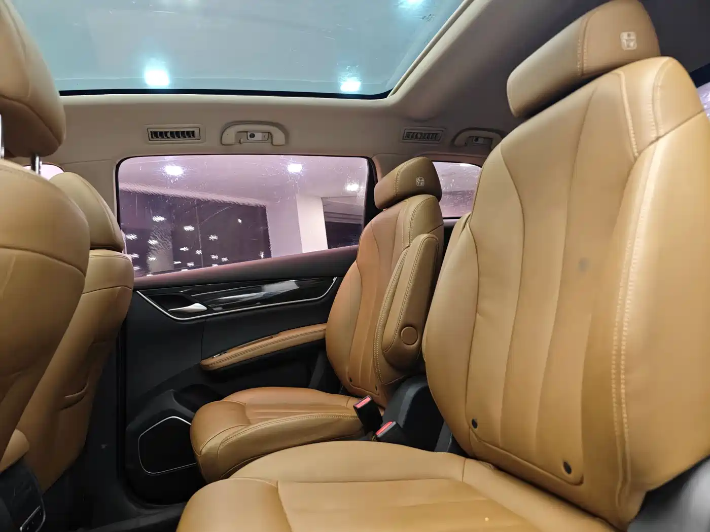 BYD Song MAX 2019 1.5T Auto Smart Connect Dynamic 6-seater China VI фото 22