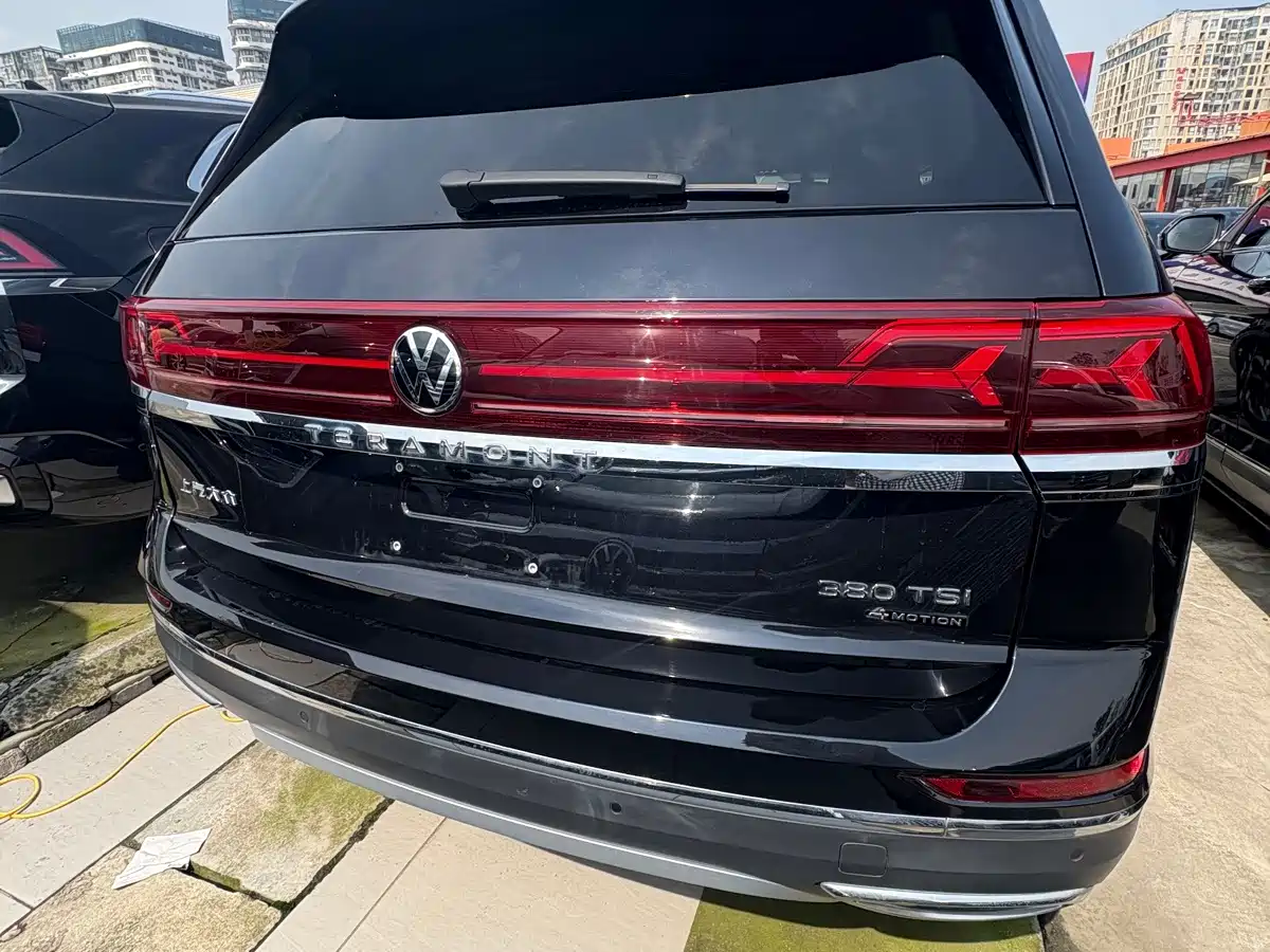 Фото 16 - Volkswagen Teramont