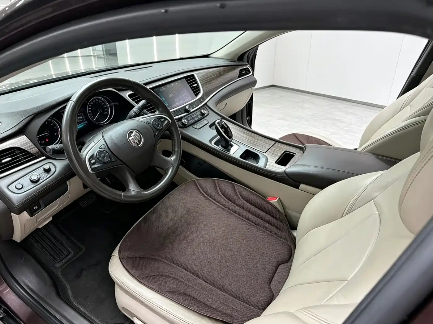 Фото 4 - Buick LaCrosse