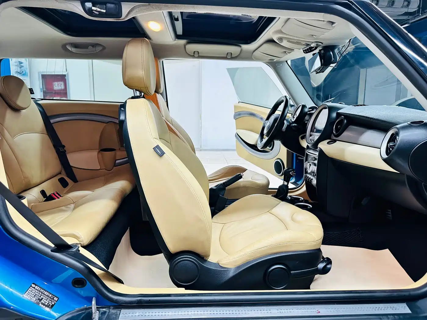 Фото 27 - MINI CLUBMAN