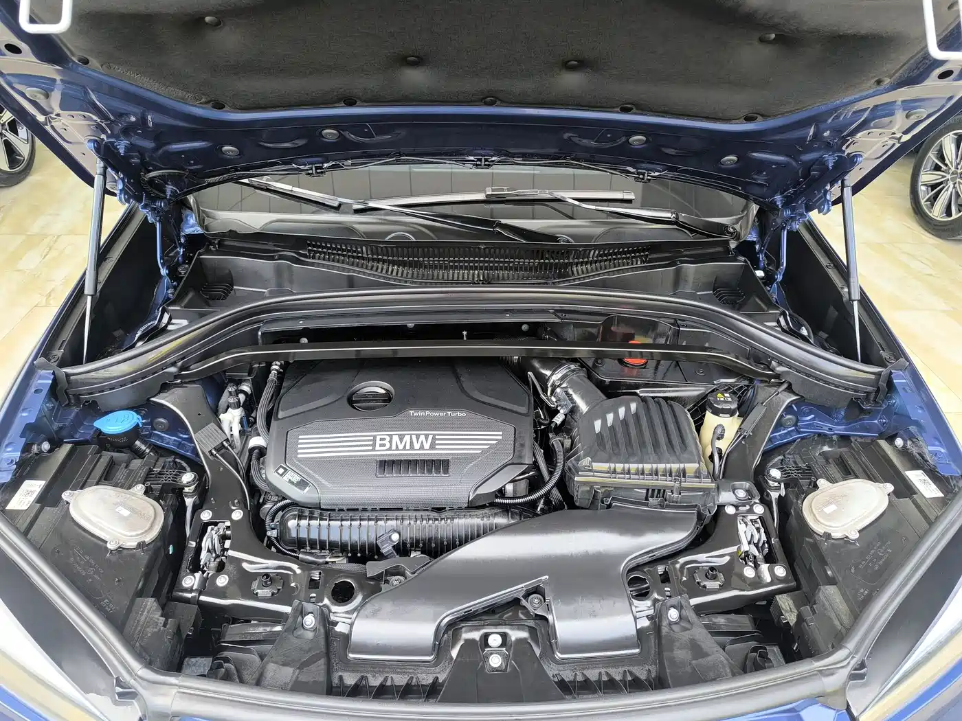 BMW X1 2022 sDrive25Li Leading фото 17