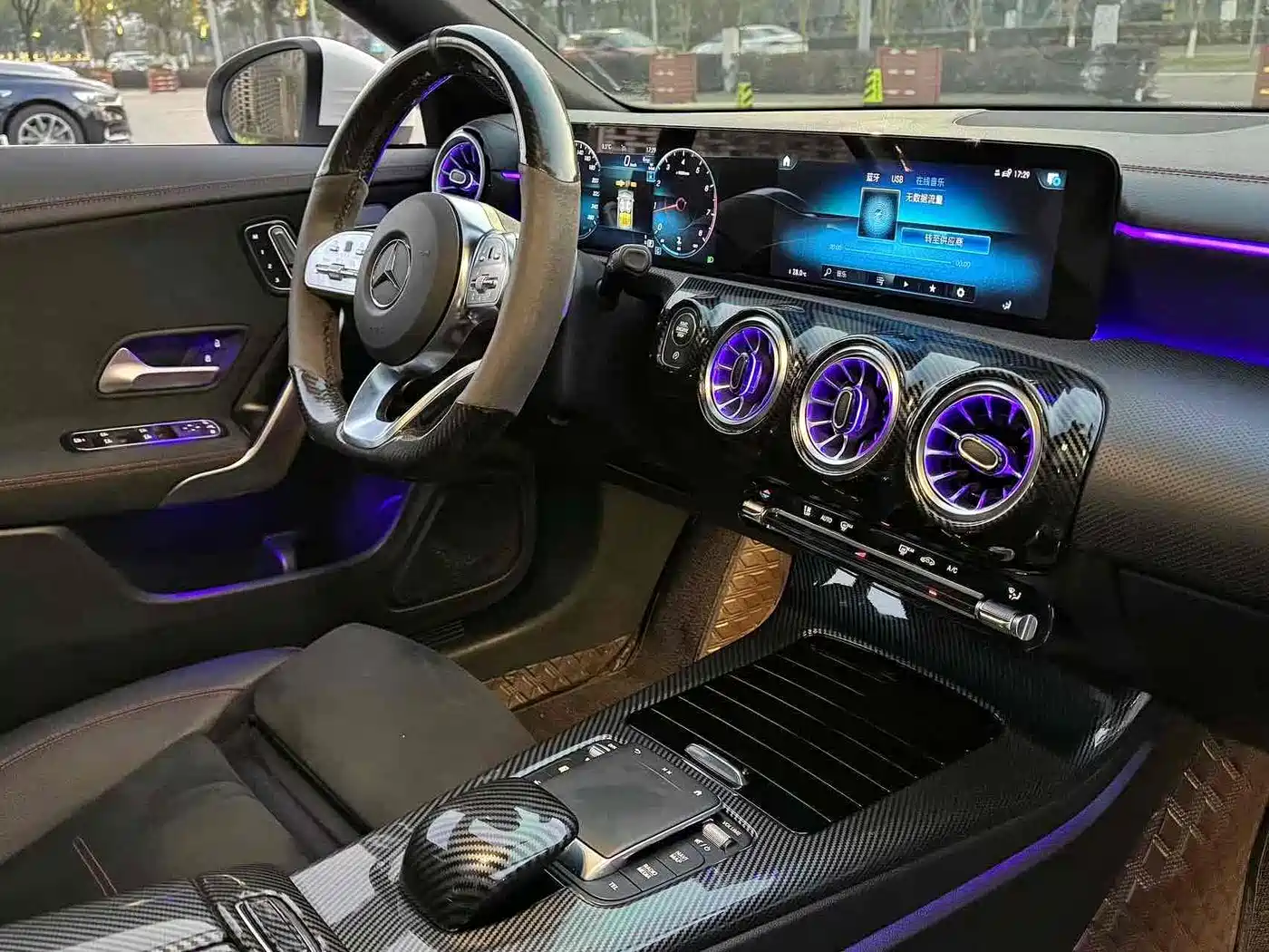 Mercedes-Benz CLA (Import) 2022 CLA 200 фото 6