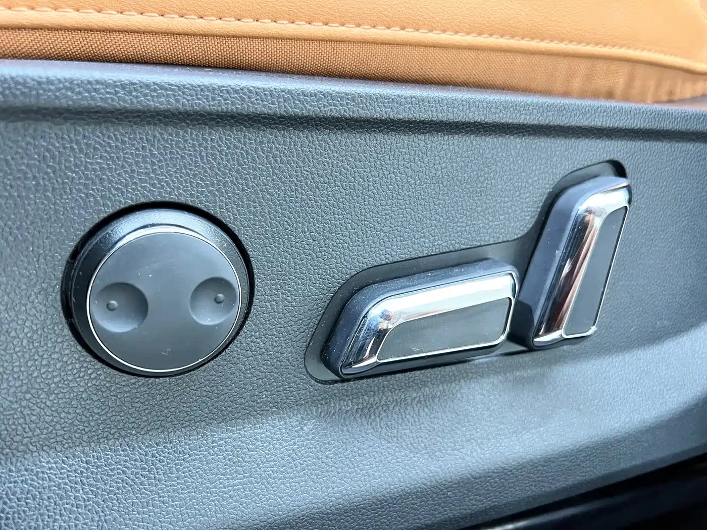 Haval Meng Long NEV 2024 Hi4 145 Cross-country Edition фото 19