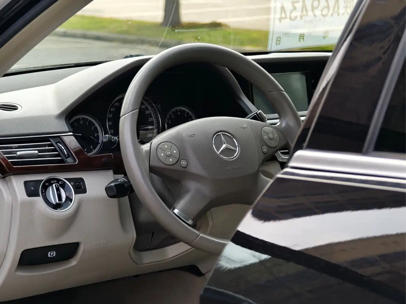 Mercedes-Benz E-Class 2012 E 200 L CGI Elegance фото 11