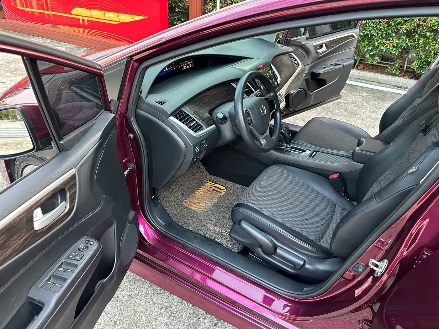 Honda Jade 2018 2017 1.8L Automatic Comfort Edition 5-seater