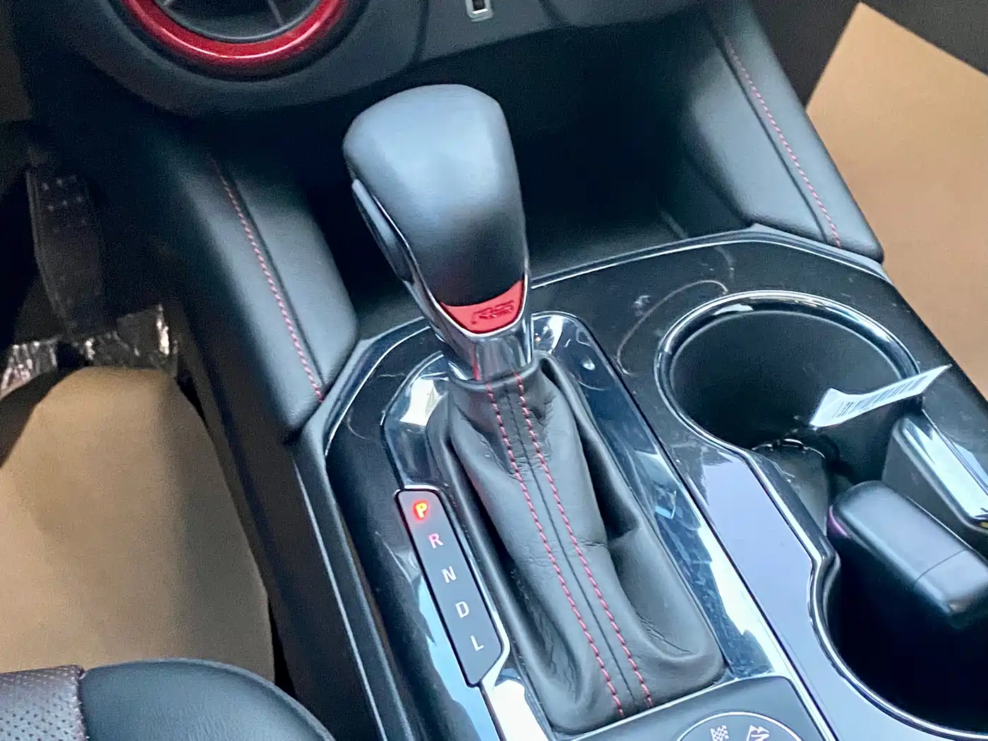 Chevrolet Trailblazer 2022 Mild Hybrid 650T RS Twin-Clutch AWD 7-Seater Flagship Edition фото 12