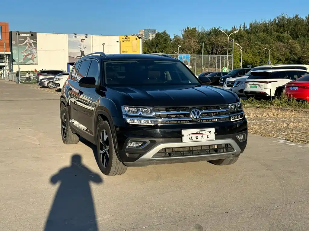 صورة 3 - Volkswagen Teramont