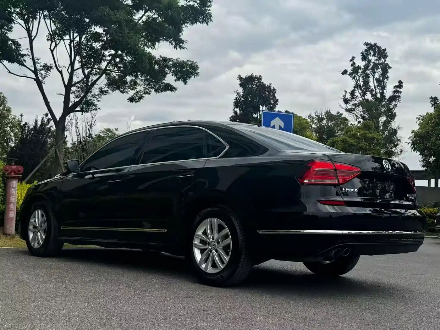 Volkswagen Passat 2015 1.8TSI Automatic Prestige Edition фото 9
