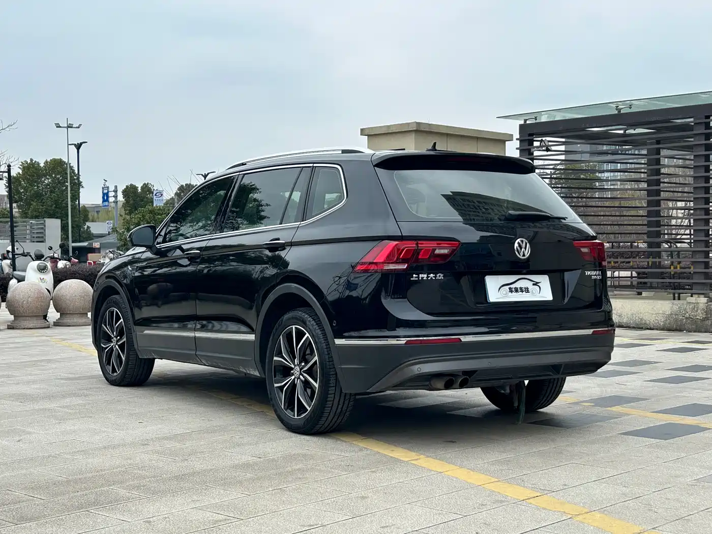Volkswagen Tiguan L 2019 Facelift 330TSI Auto 2WD Smart Luxury China VI фото 9