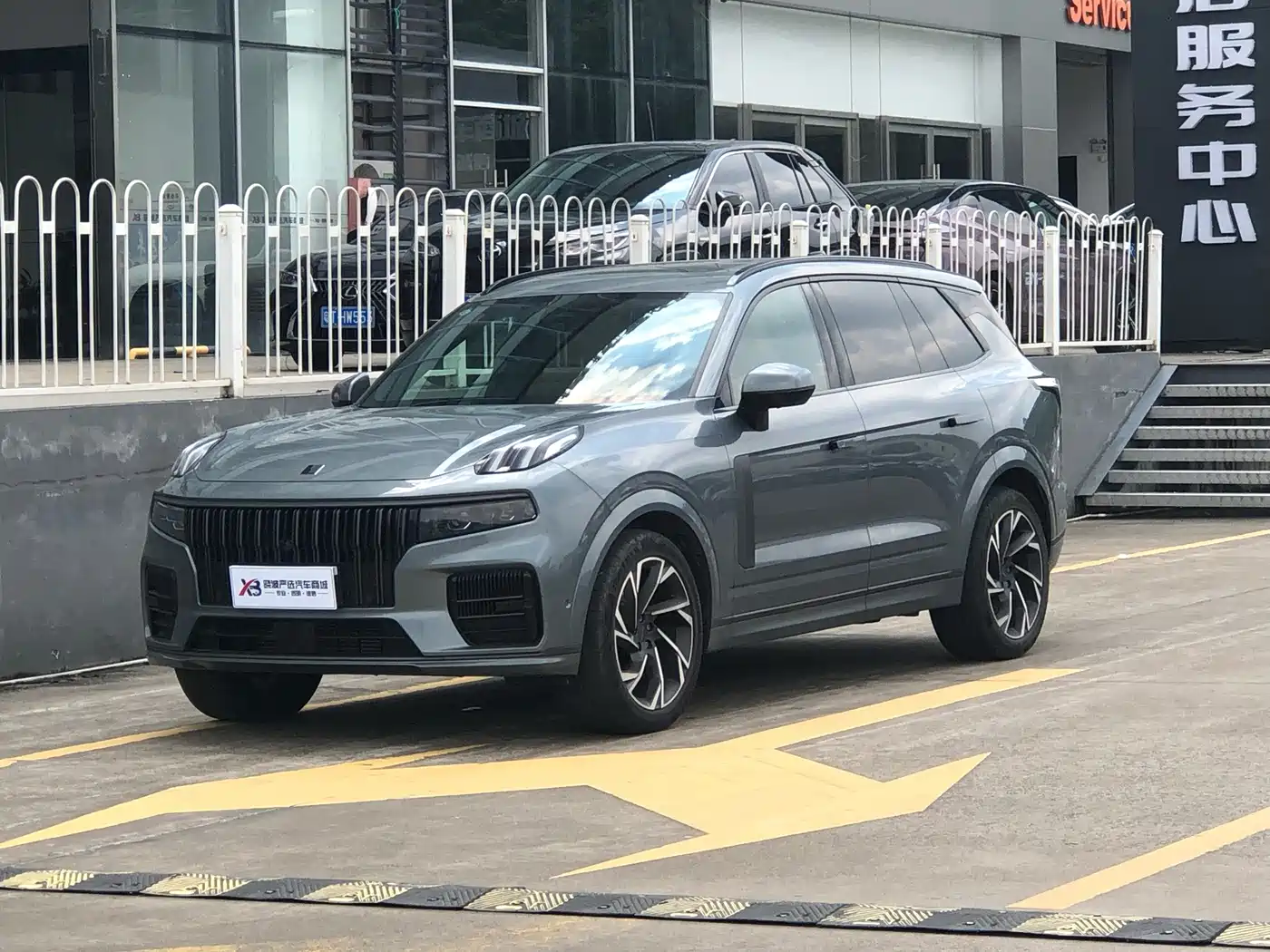 Lynk & Co 09 2023 2021 2.0T Halo 6-Seater