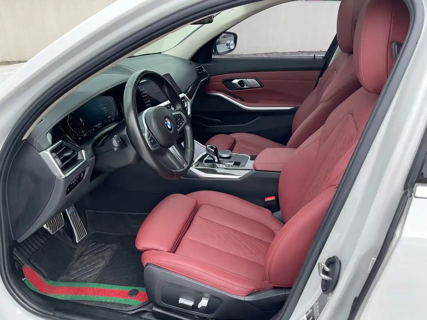 BMW 3 Series 2022 325Li M Sport Package фото 4