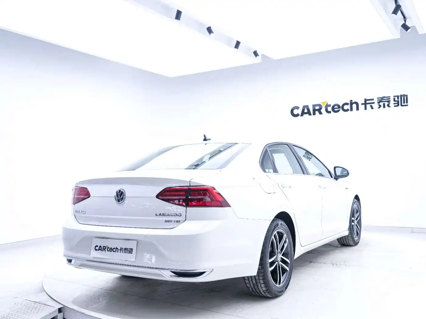 Volkswagen Lamando 2021 Facelift 280TSI DSG Comfort Edition фото 21