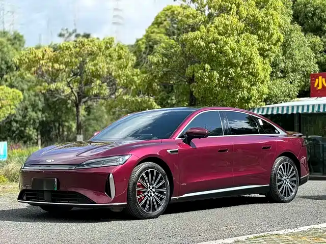 Chery Fengyun A9L 2025 Model 4WD High-performance Summit Edition