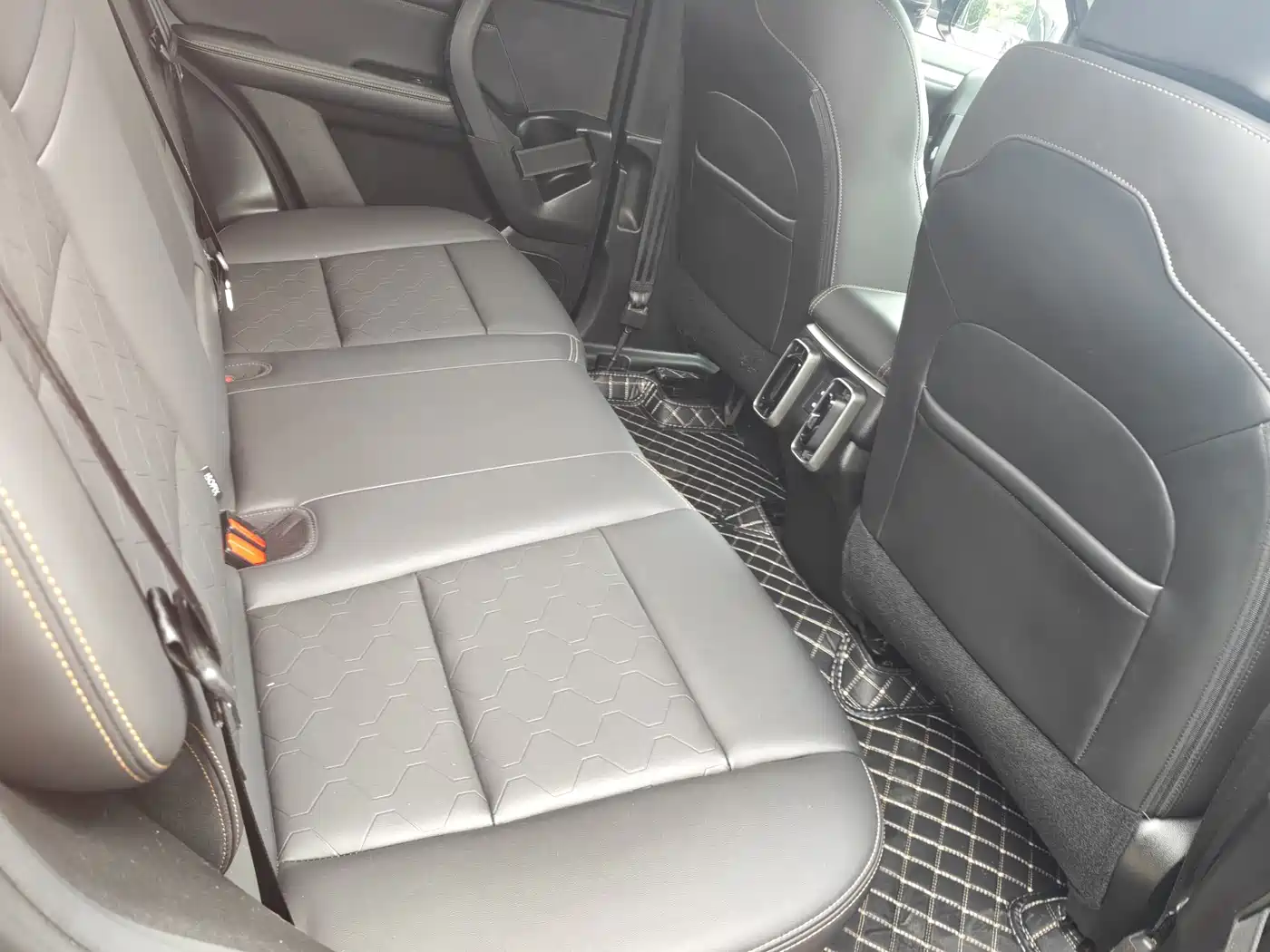 Haval Big Dog 2021 1.5T DCT 2WD Husky Edition фото 12