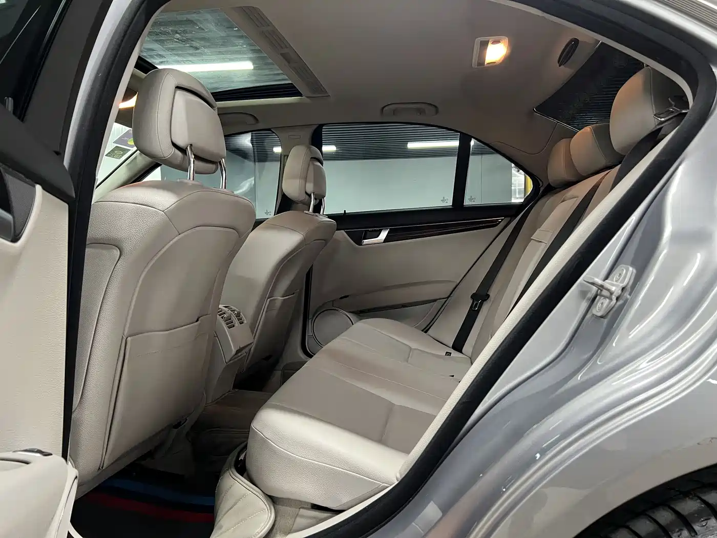 Mercedes-Benz C-Class 2013 C 260 CGI Fashion Edition фото 8
