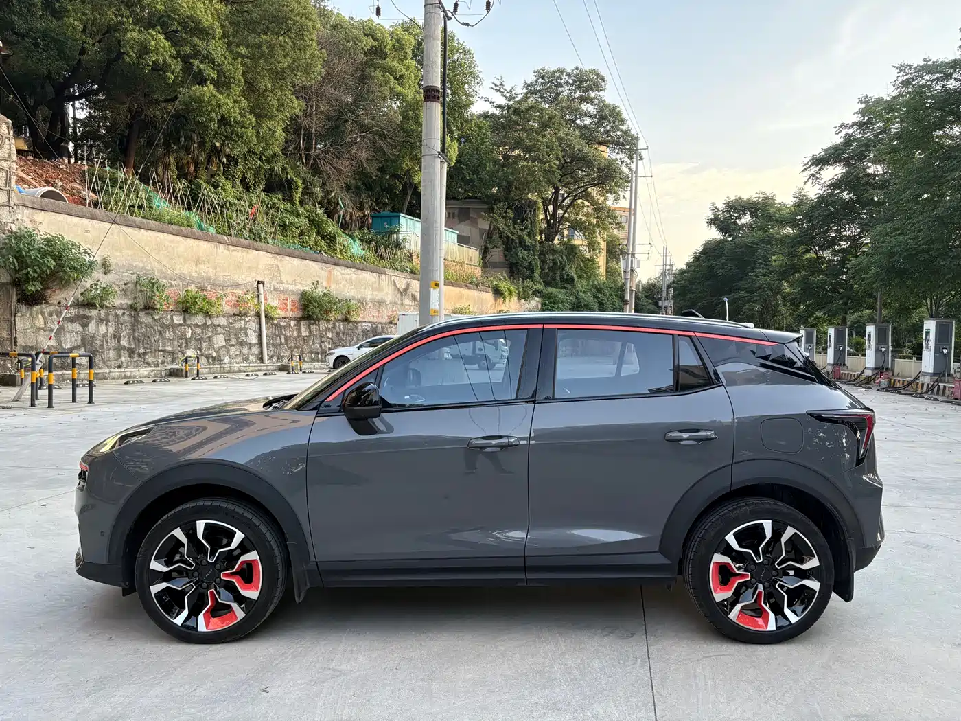 Lynk & Co 06 2020 1.5T Halo фото 4