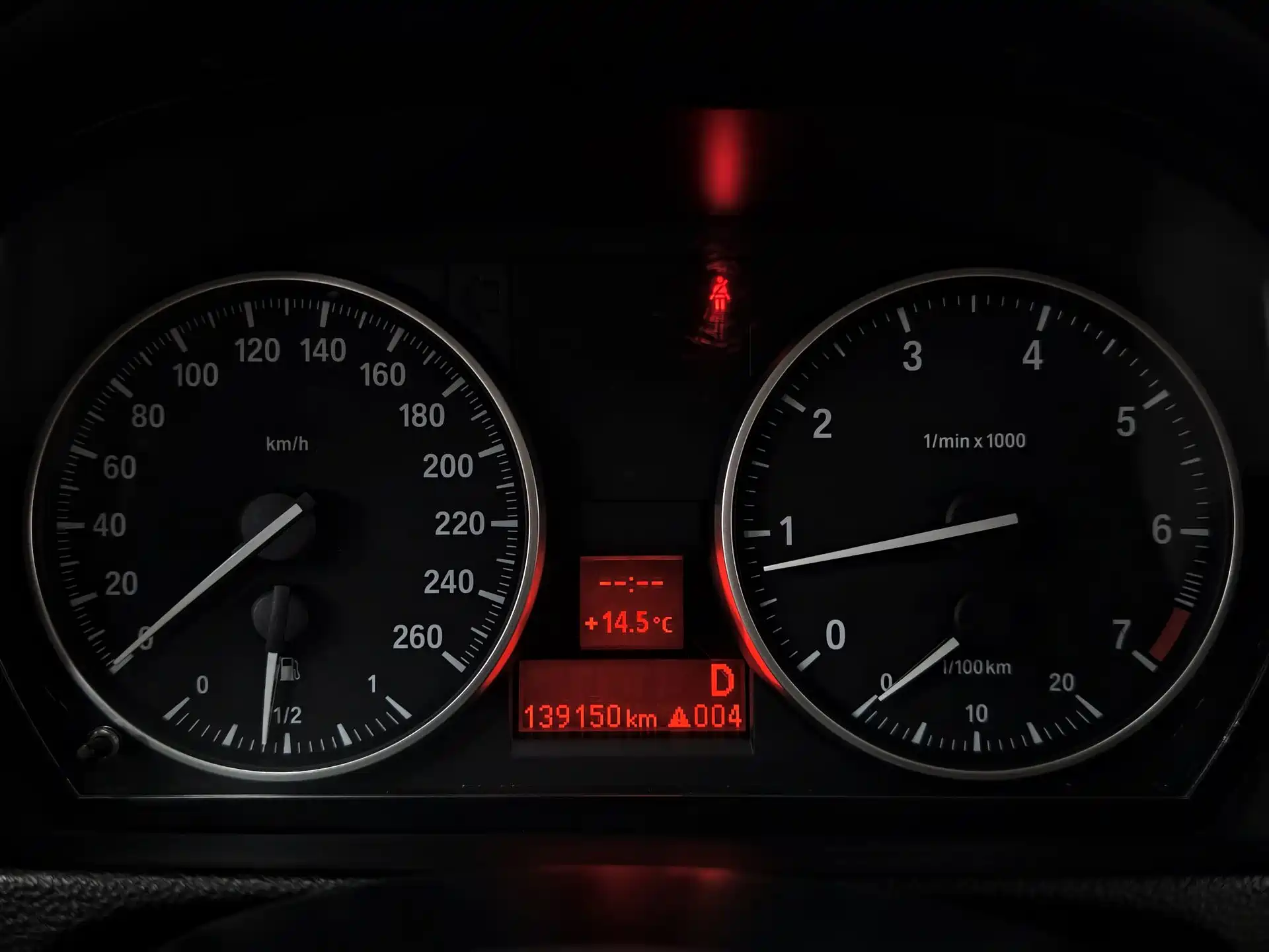 Фото 12 - BMW 3 Series