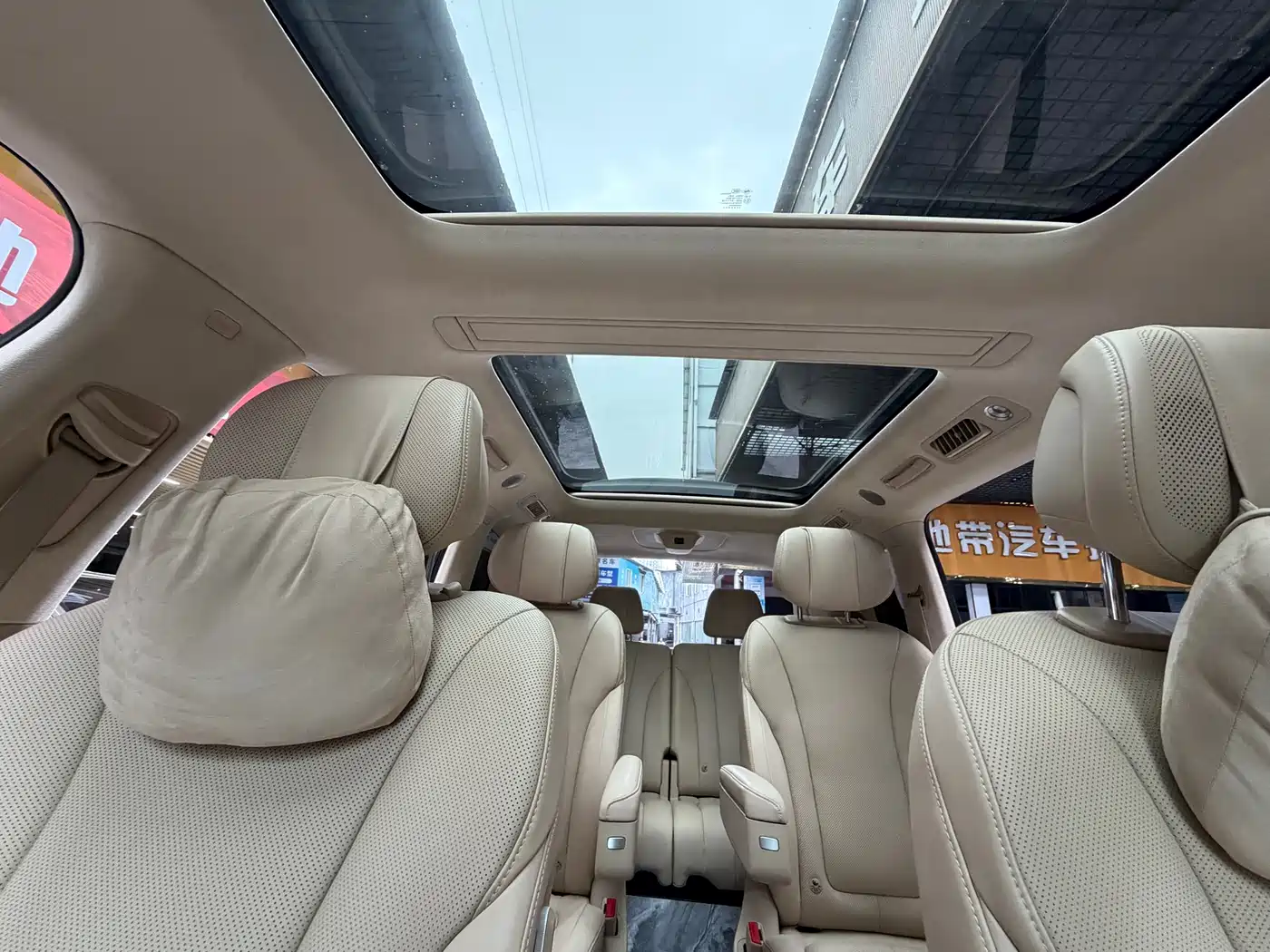 AITO Wenjie AITO M9 2024 Extended Range Ultra 42kWh 6-Seater фото 26