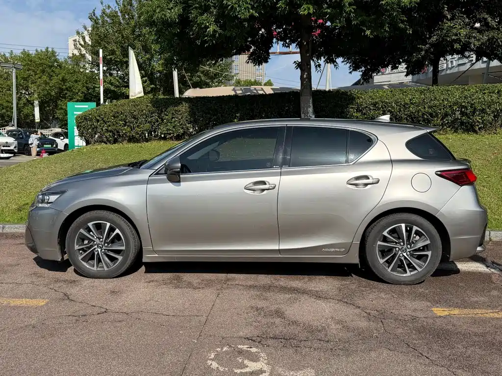 Lexus CT 2020 2020 CT200h Elite Single Color