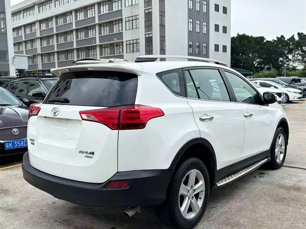 Toyota RAV4 Rongfang 2013 2.5L Auto 4WD Elite фото 2