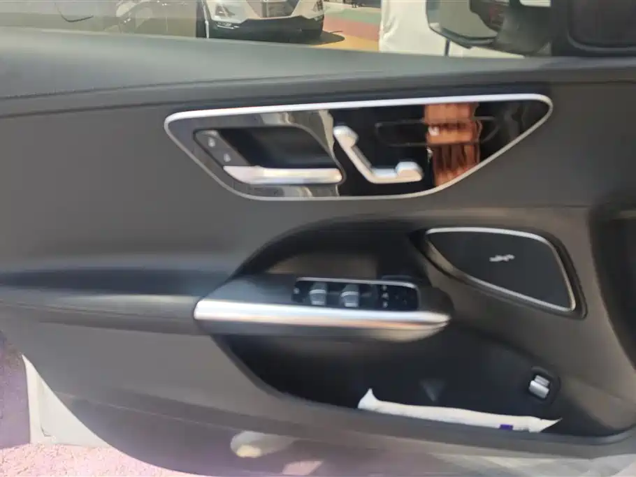 Mercedes-Benz C-Class 2024 C 260 L Sport фото 7