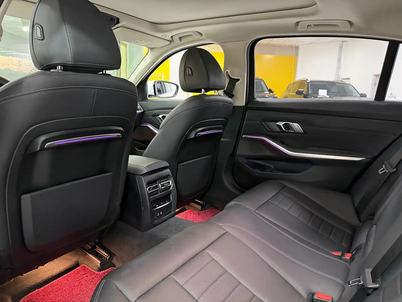 BMW 3 Series 2020 325Li M Sport Package фото 6