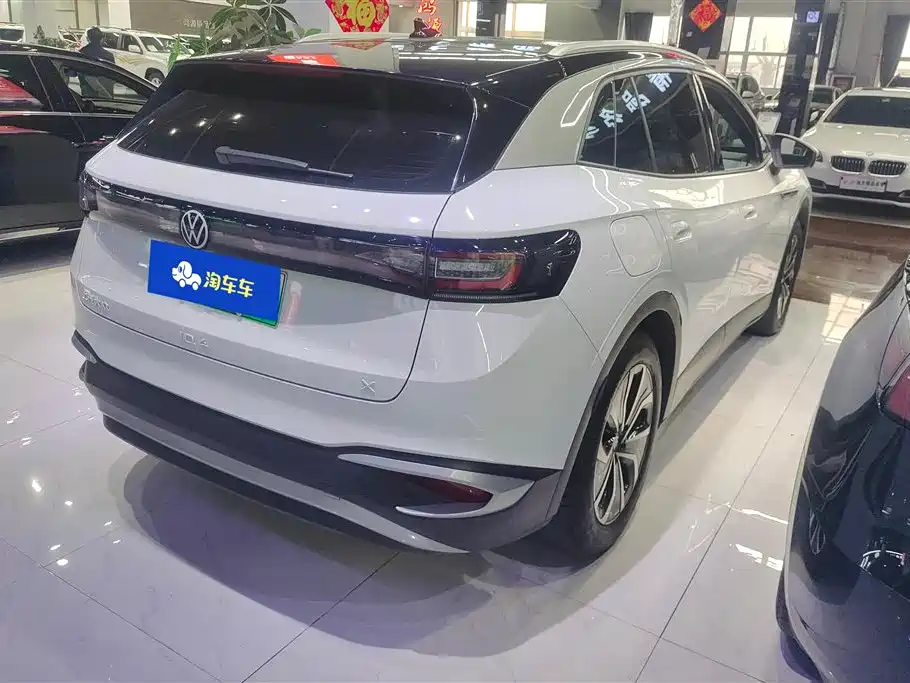 VOLKSWAGEN ID.4 X