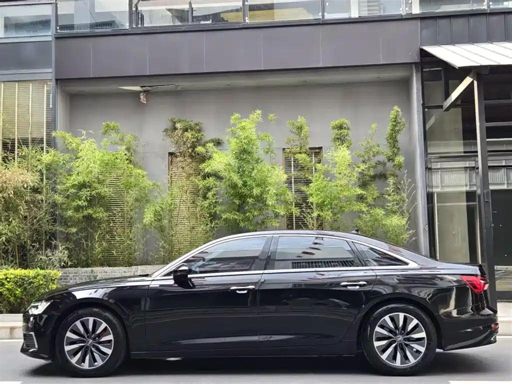 Audi A6L 2019 45 TFSI Premium Elegance фото 20
