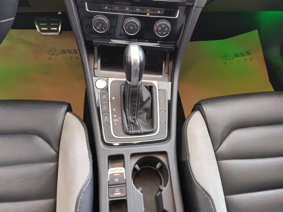Volkswagen Golf 2019 280TSI DSG R-Line China VI фото 16