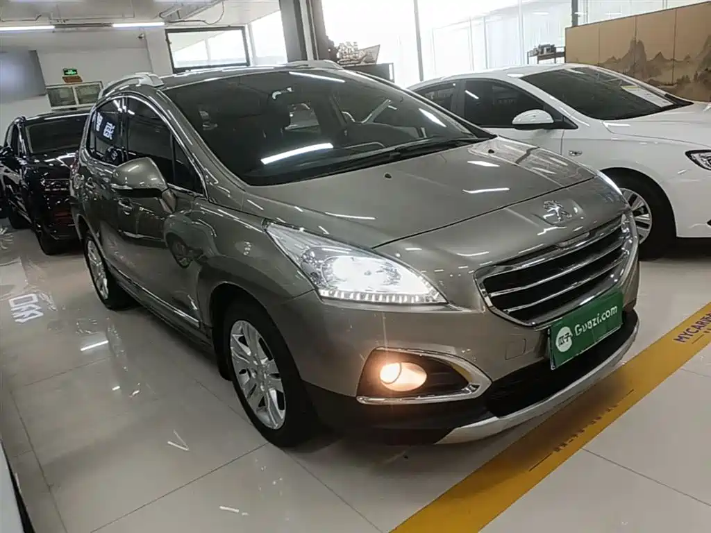 Peugeot 3008 2015 1.6THP Automatic Classic Edition фото 4