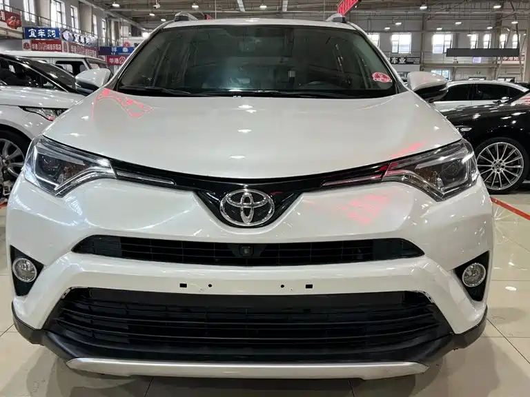 Toyota RAV4 Rongfang 2016 2.5L Automatic 4WD Elite фото 2