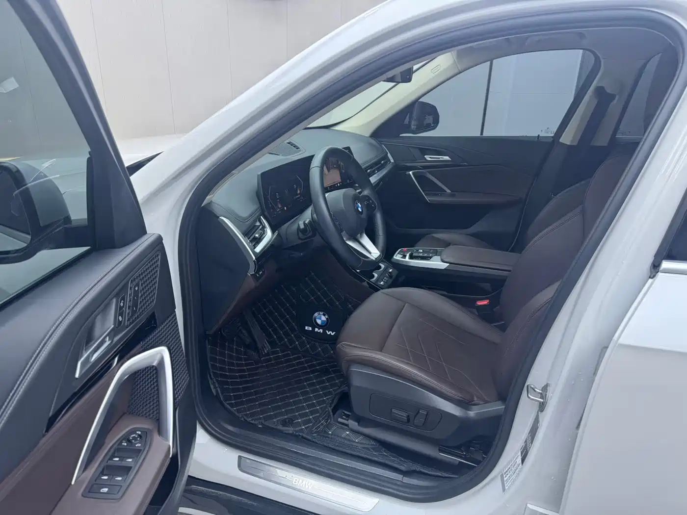 BMW X1 2024 sDrive20Li X Design Package фото 7