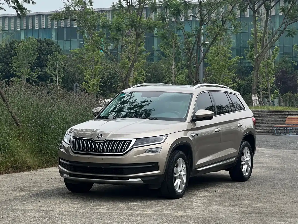 Škoda Kodiaq 2018 Facelift TSI330 7-seat 2WD Premium Luxury Edition фото 3