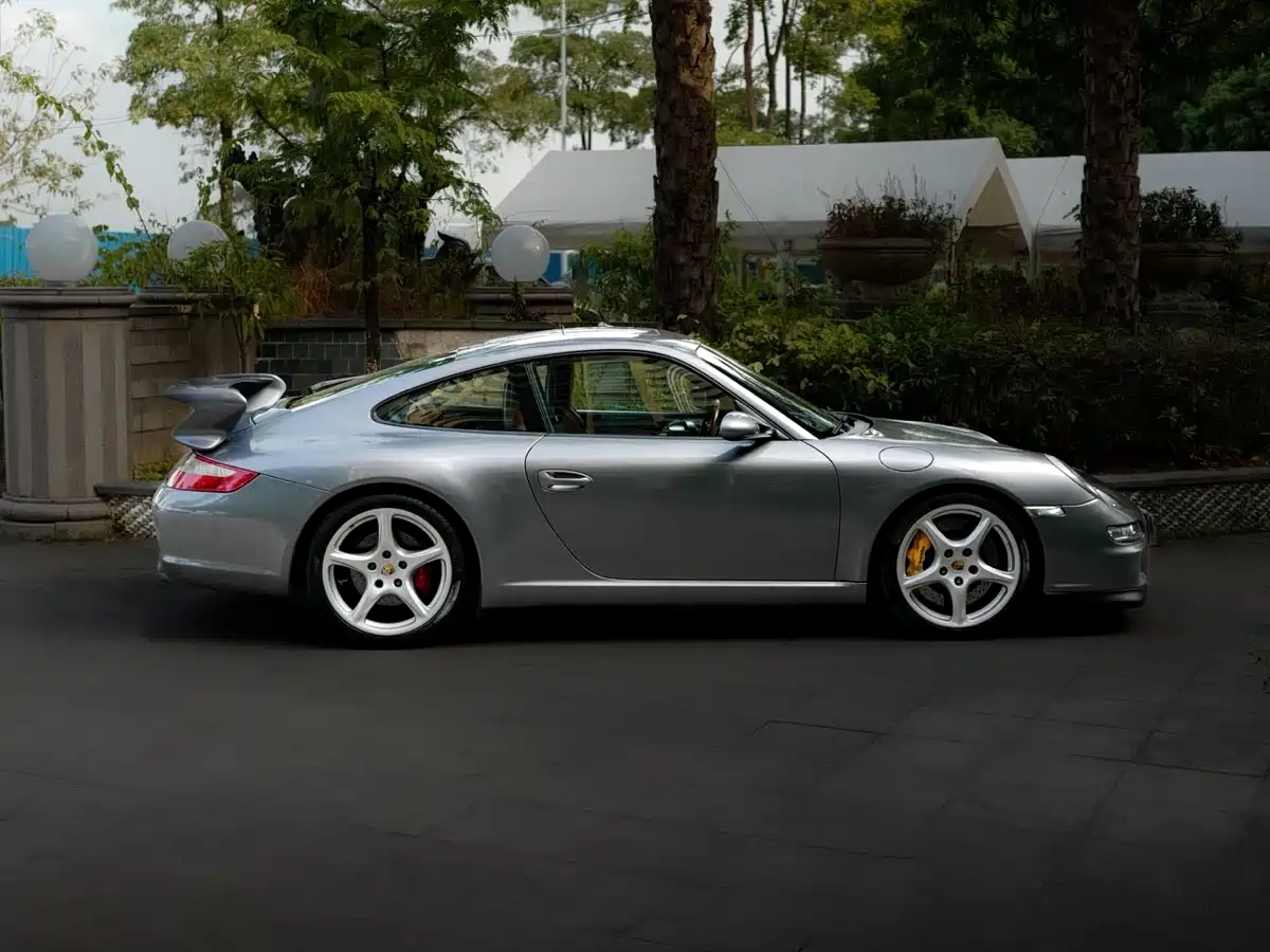 Porsche 911 2006 Carrera S AT 3.8L фото 2