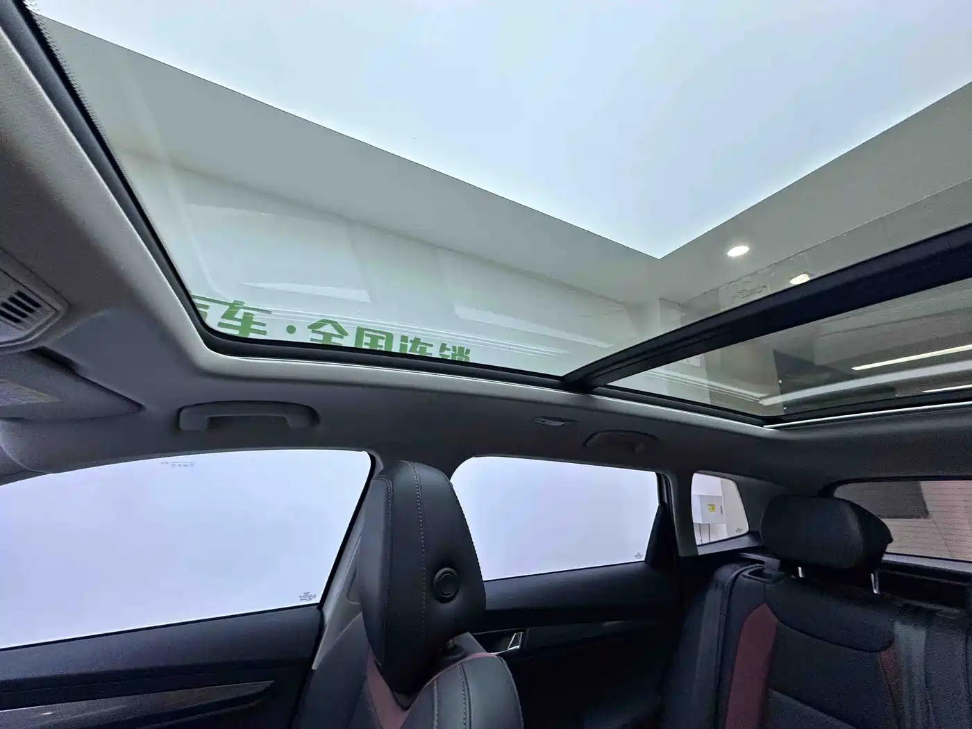 Škoda Karoq 2023 TSI280 Luxury Edition фото 16