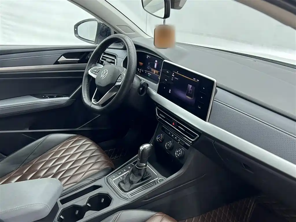 Volkswagen Lavida 2023 300TSI DSG Comfort Edition фото 11