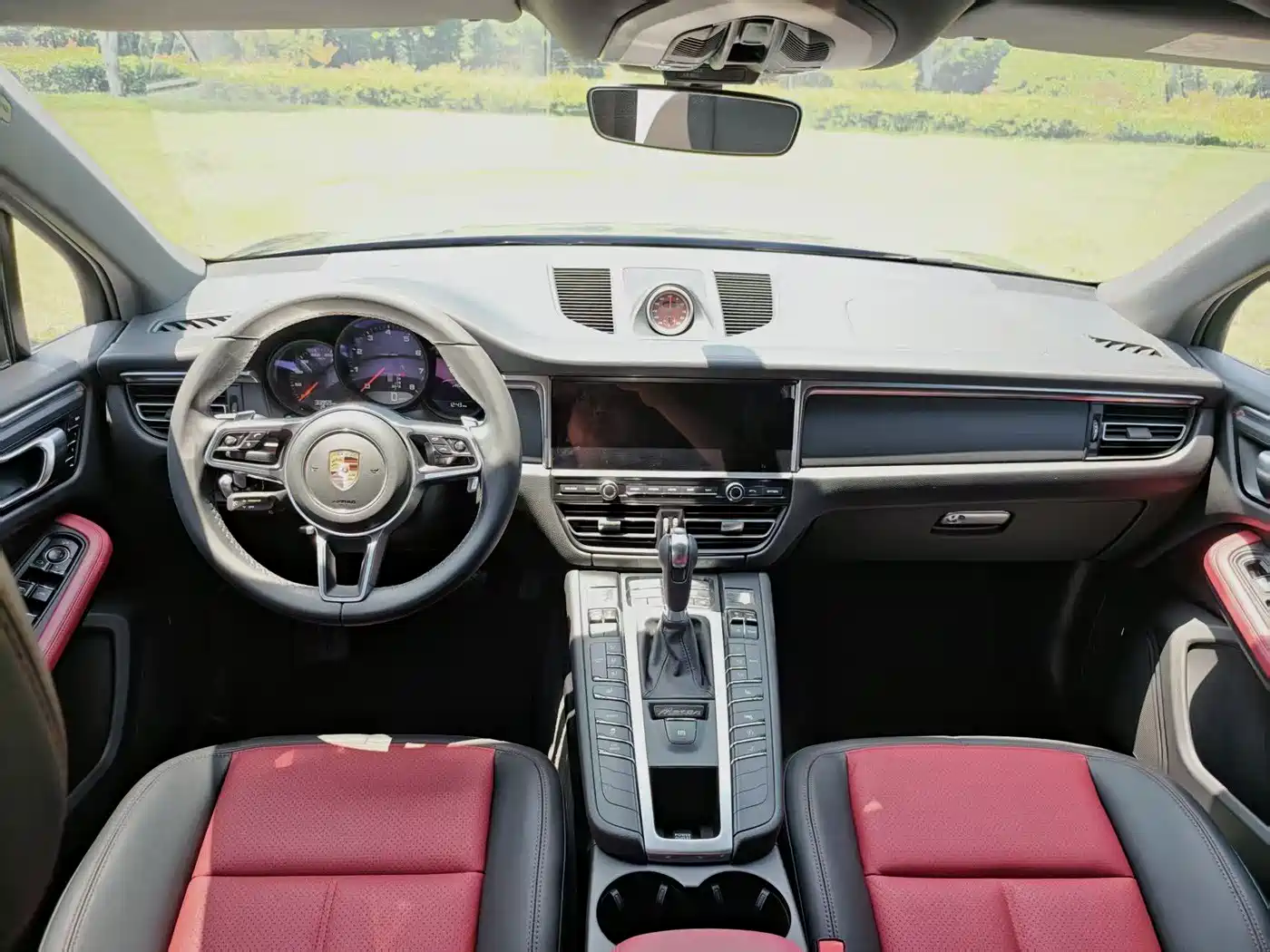 Porsche Macan 2022 Macan 2.0T фото 8