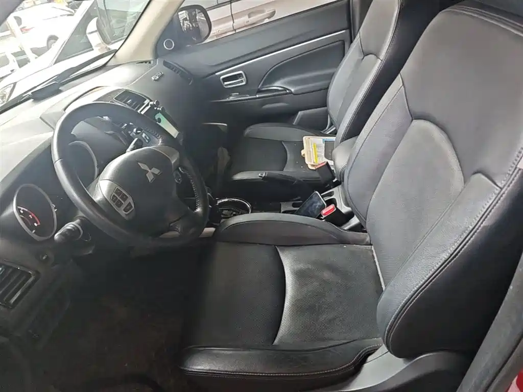 Mitsubishi ASX 2018 2.0L CVT 2WD Premium фото 15